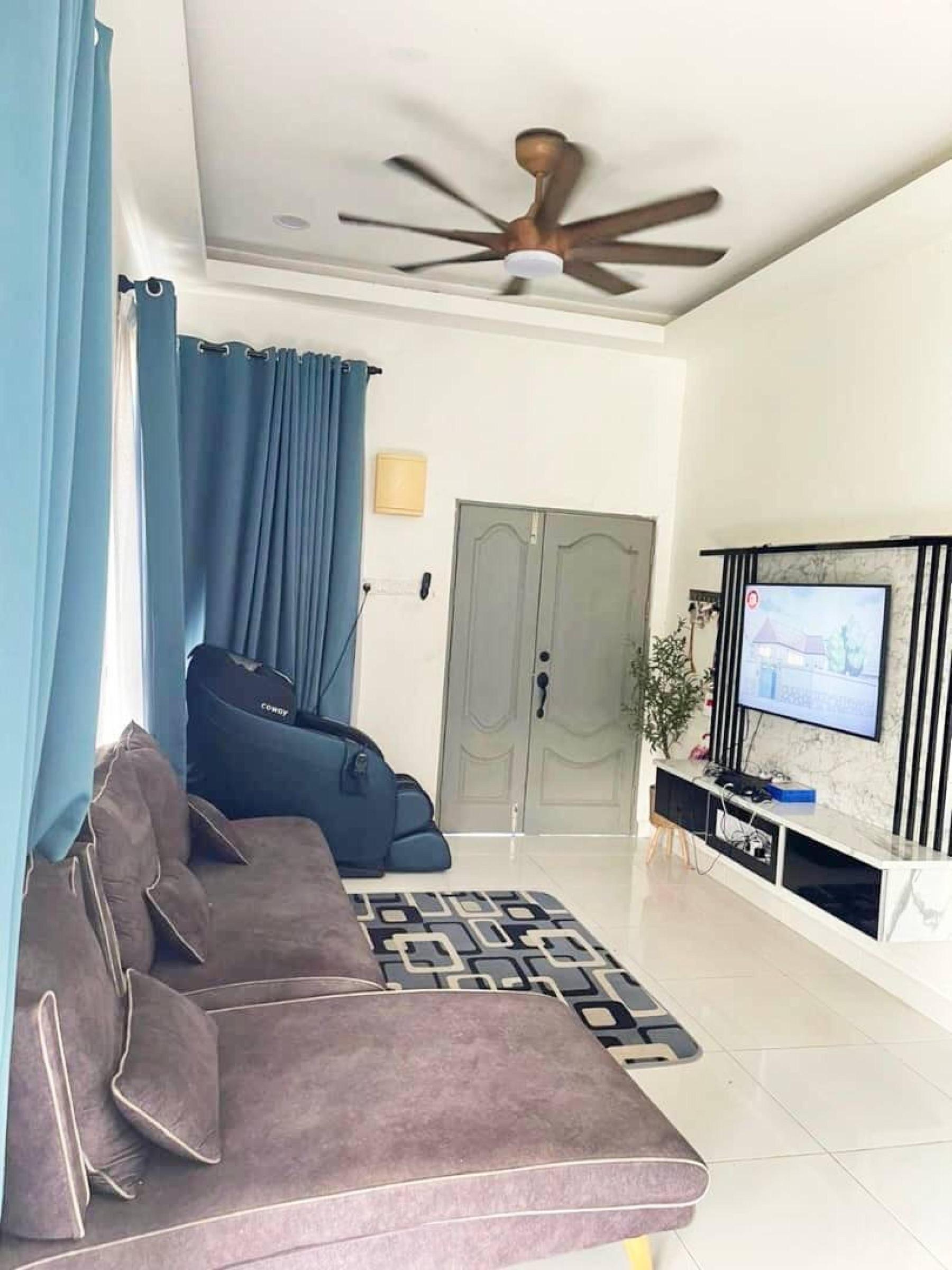 RUMAH CORNER LOT SETINGKATTaman Fikri 3 Chukai Kemaman.