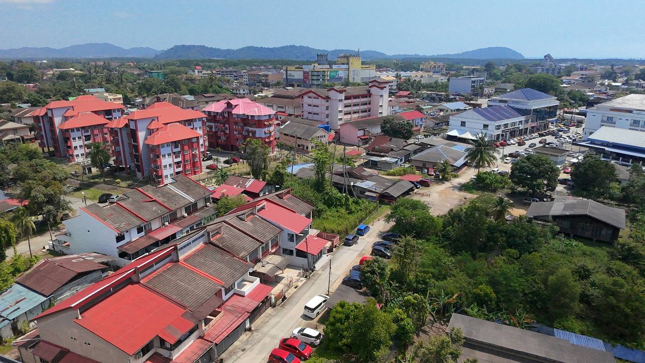 Rumah Teres 2 Tingkat di Jalan Dato Untuk Dijual