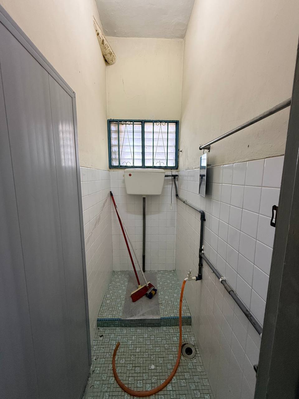 Rumah Teres 2 Tingkat di Jalan Dato Untuk Dijual