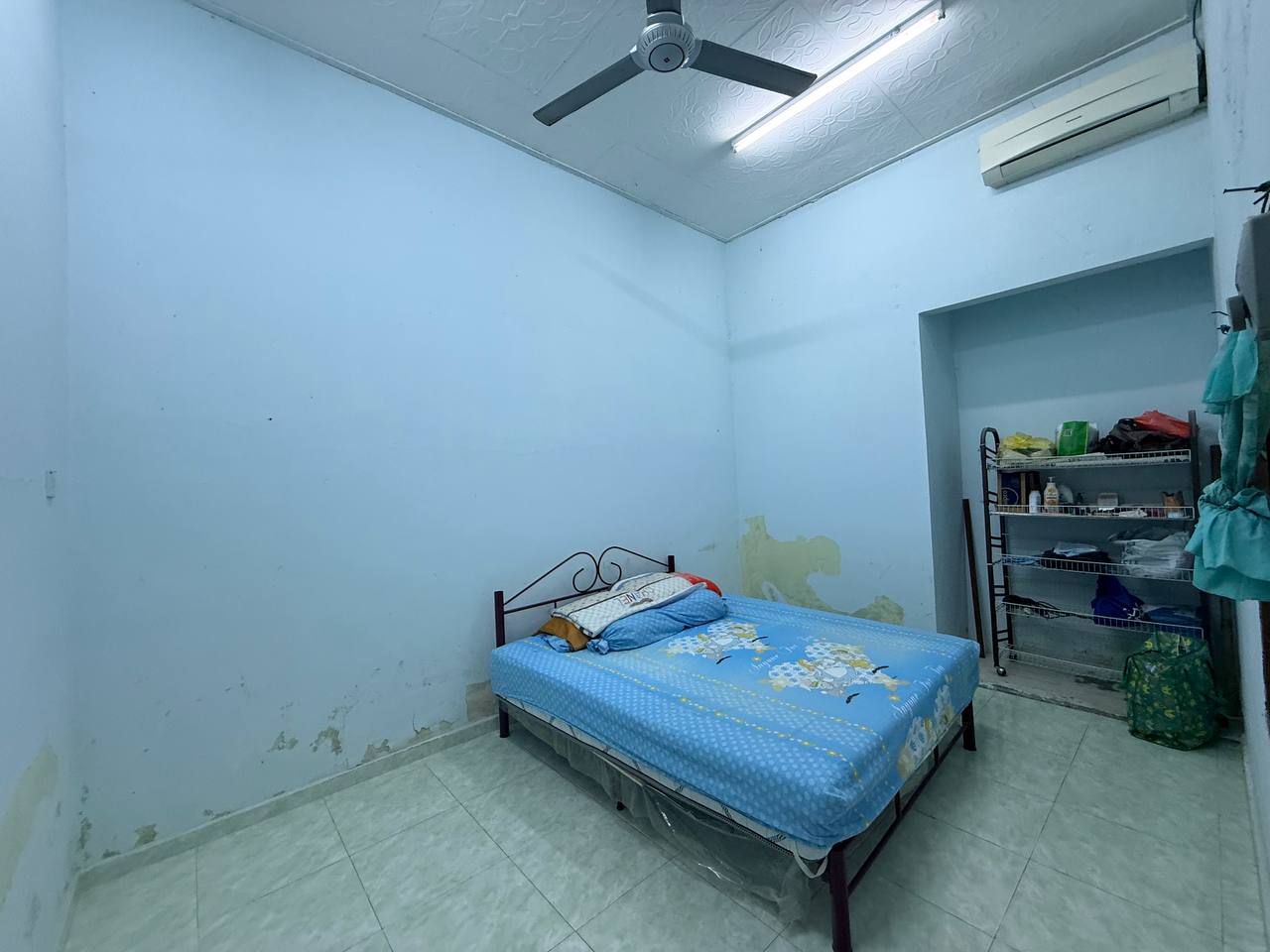 Rumah Teres di Geliga