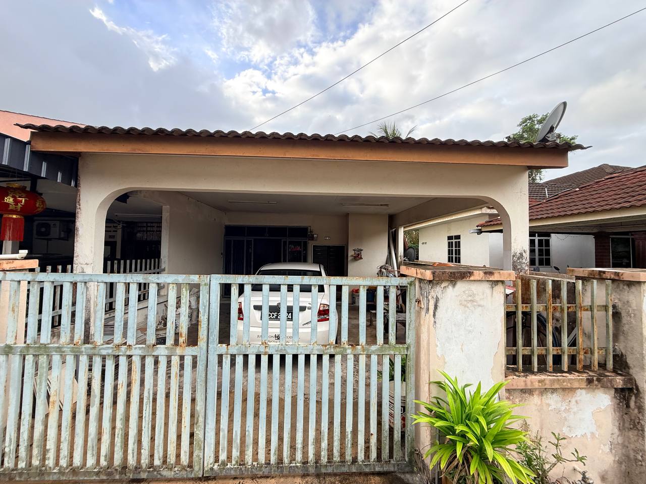 Rumah Teres di Geliga