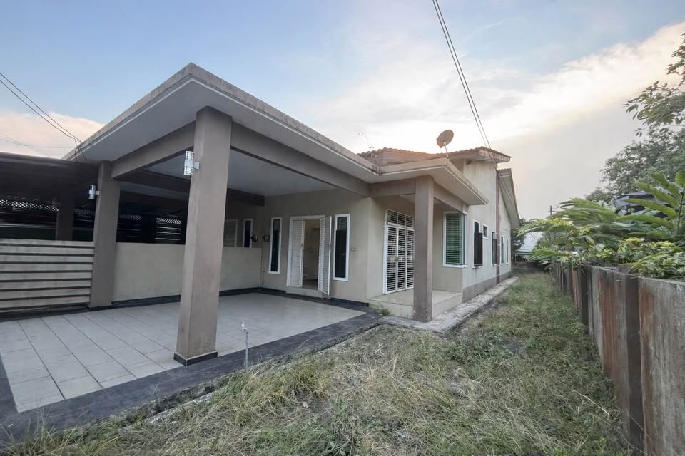 SEMI-D CORNER LOT PRIVASI TINGGI | TANAH LUAS 3,100 KPS | BUKIT KUANG
