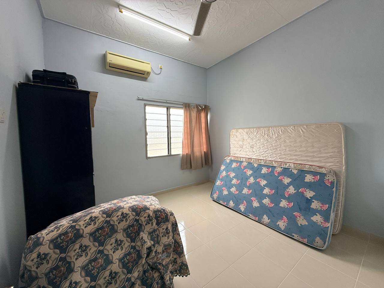 Rumah Teres 2 Tingkat di Geliga Untuk Dijual