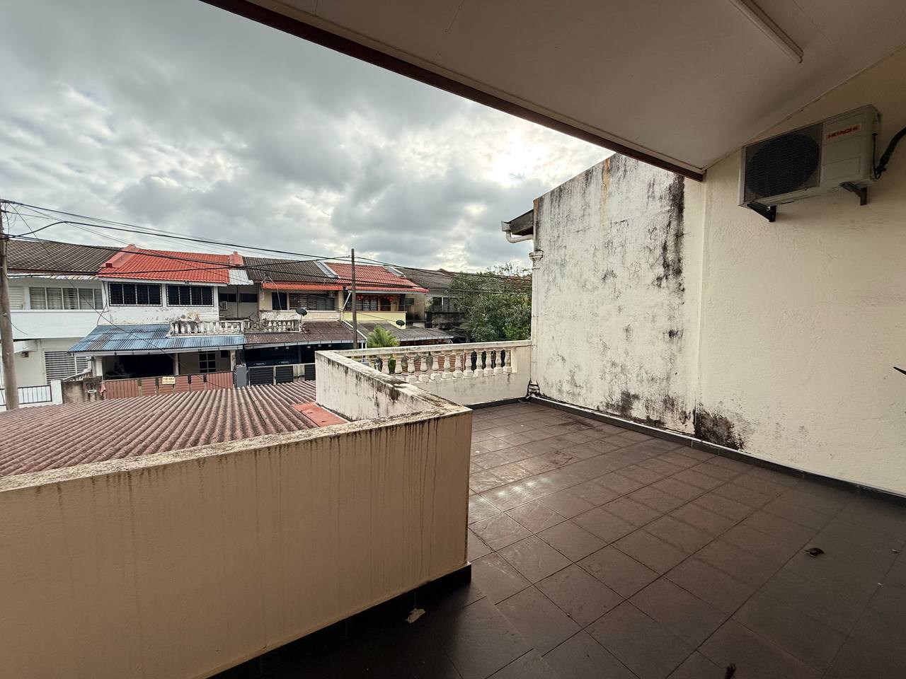 Rumah Teres 2 Tingkat di Geliga Untuk Dijual