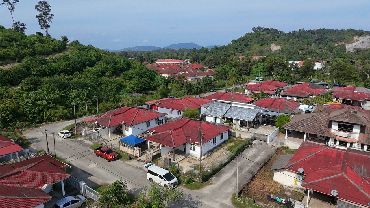 Rumah Semi -D Bukit Kuang, Chukai
