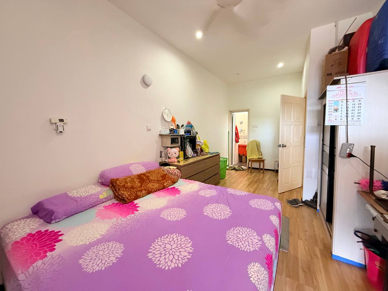 Rumah Teres 2 Tingkat di Taman Kemaman