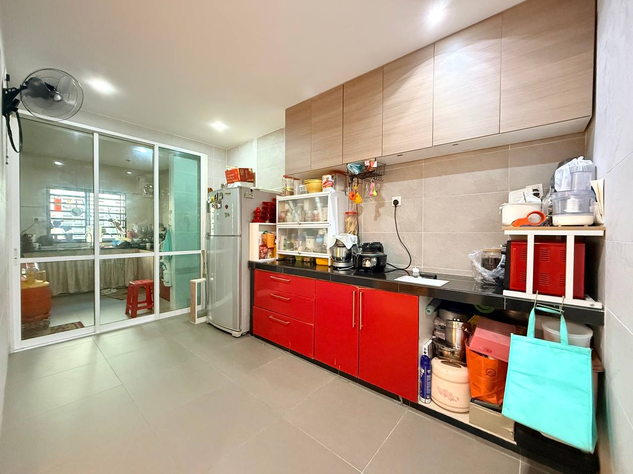 Rumah Teres 2 Tingkat di Taman Kemaman