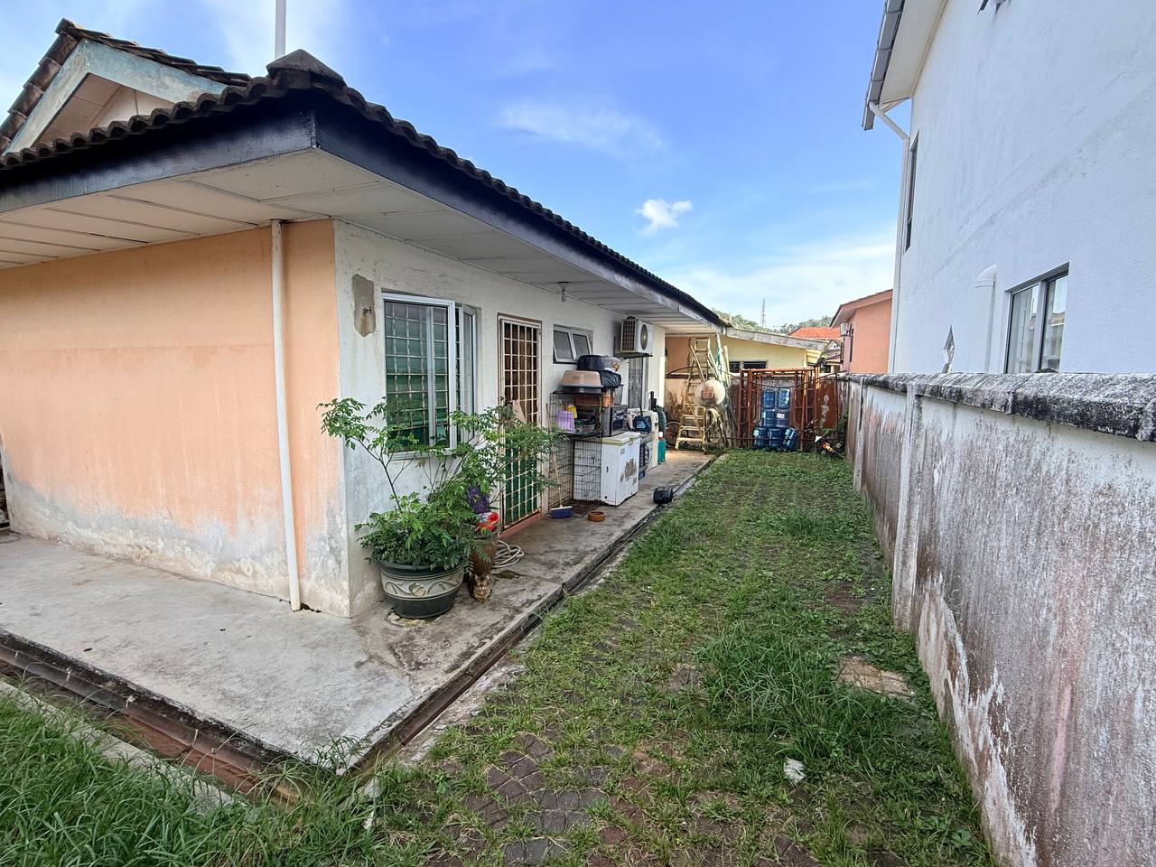 Rumah Semi D Setingkat di Bukit Mentok