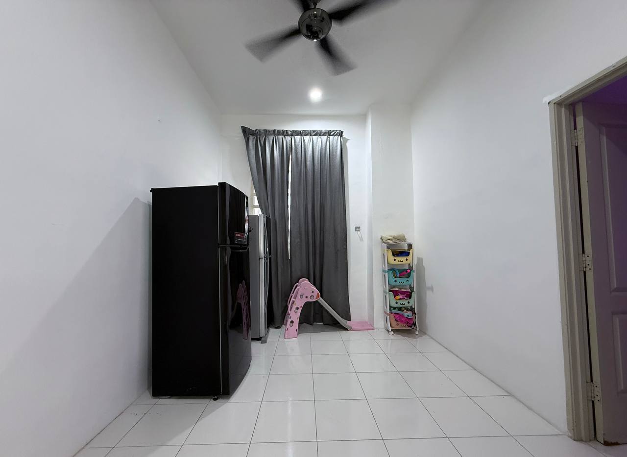 Rumah Semi-D 2 Tingkat di Pengkalan Pandan, Chukai