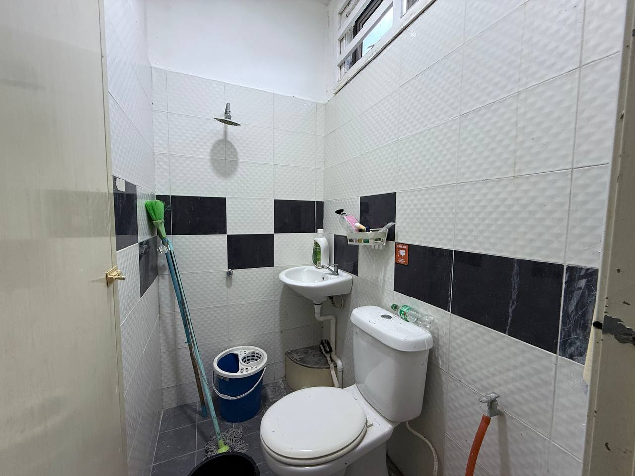 Rumah Semi-D 2 Tingkat di Pengkalan Pandan, Chukai