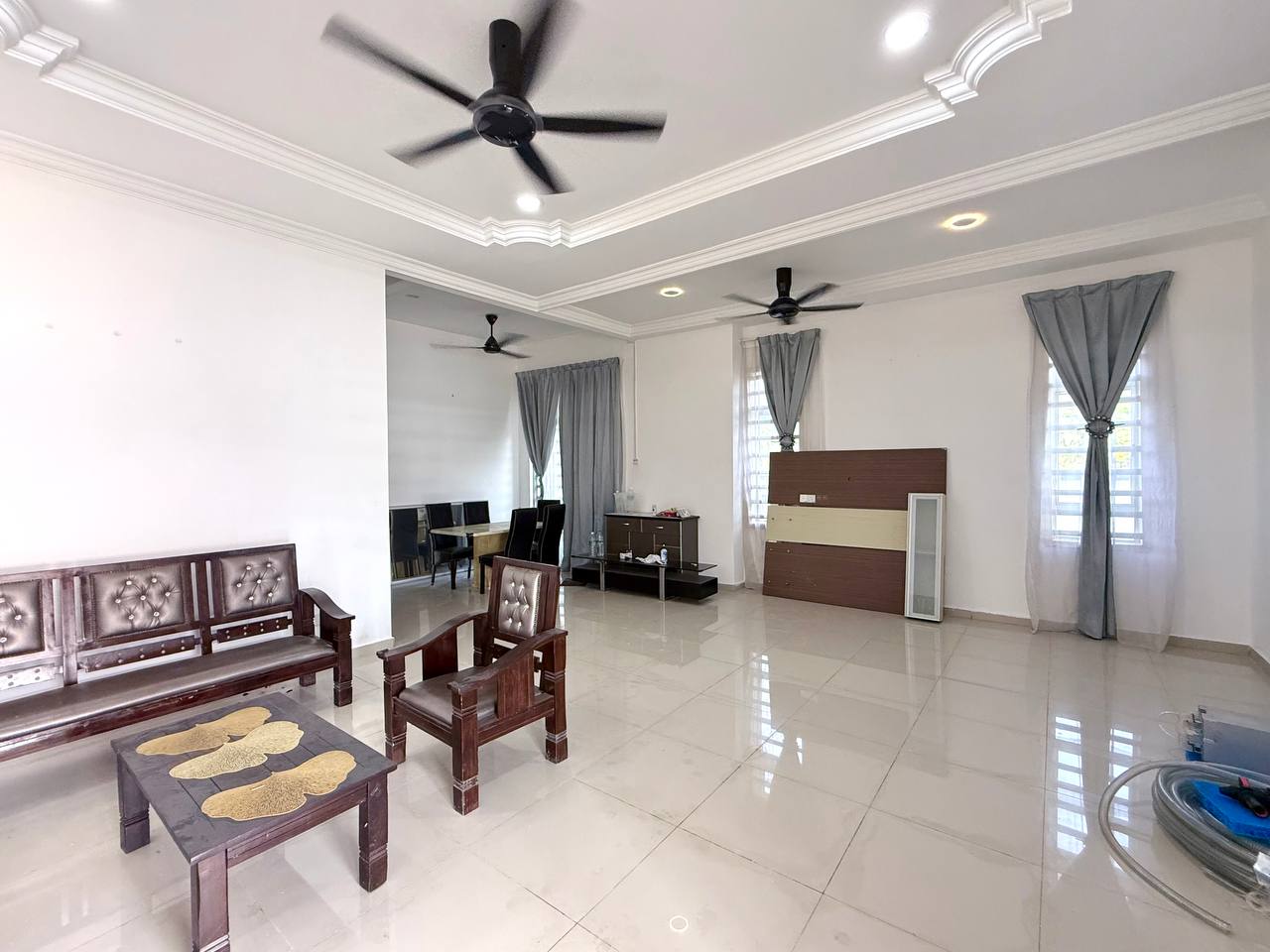 Rumah Semi-D 2 Tingkat di Pengkalan Pandan, Chukai