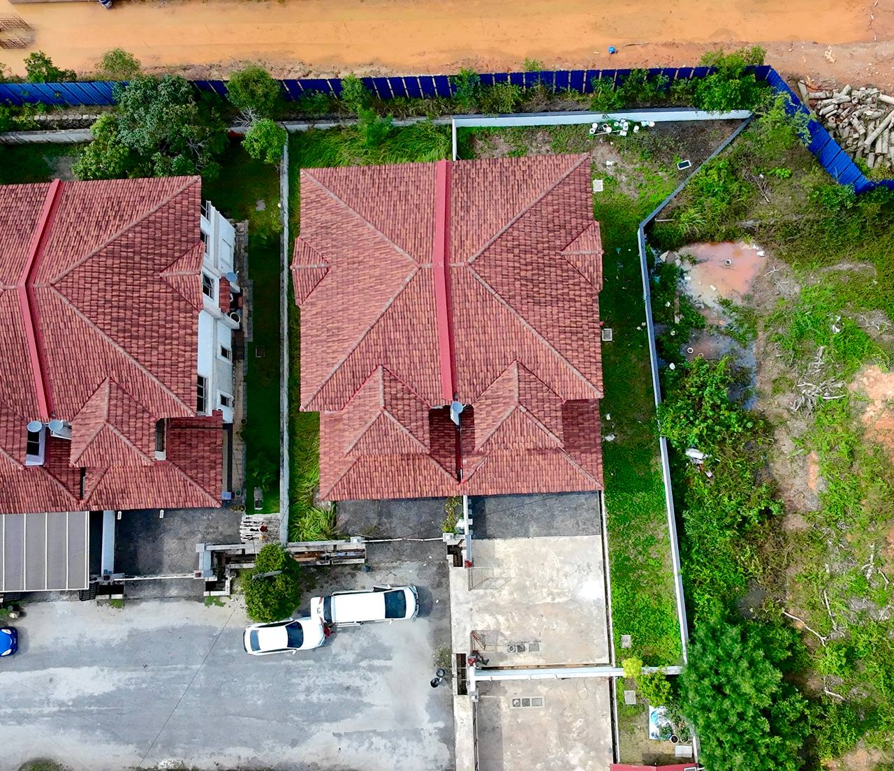 Rumah Semi-D 2 Tingkat di Pengkalan Pandan, Chukai