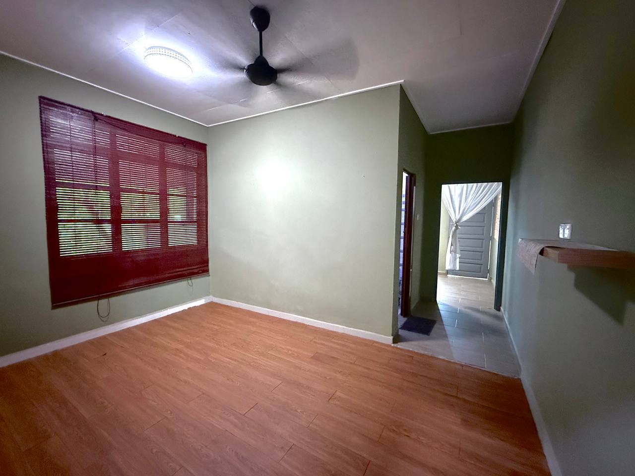 Semi - D Corner Lot di Bukit Kuang