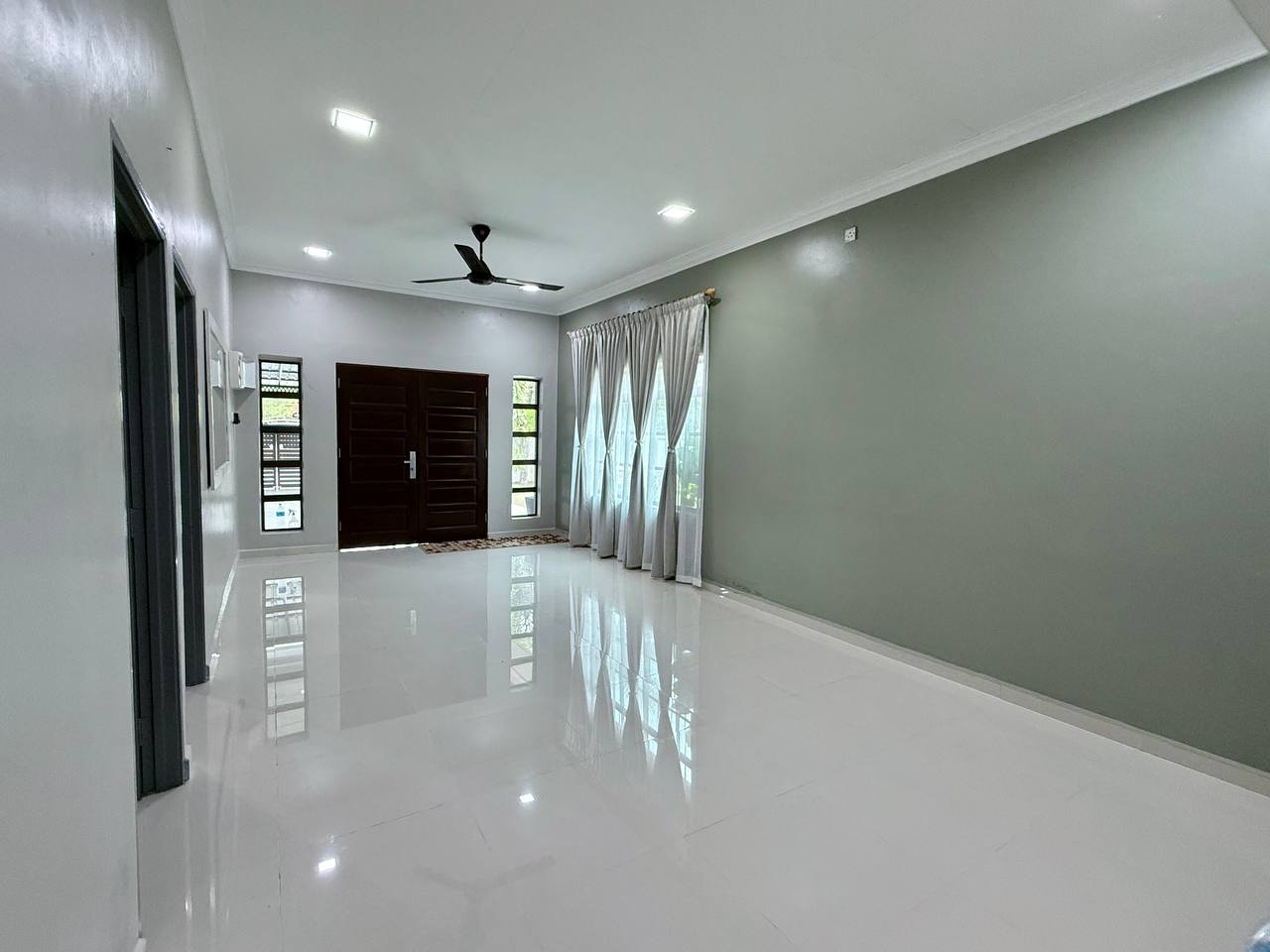 Semi - D Corner Lot di Bukit Kuang
