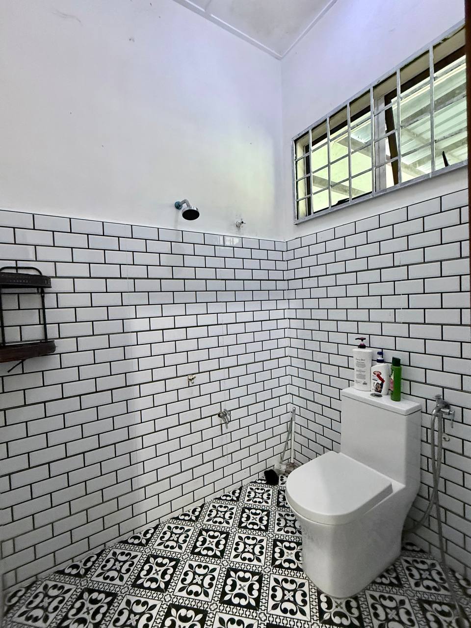 Semi - D Corner Lot di Bukit Kuang