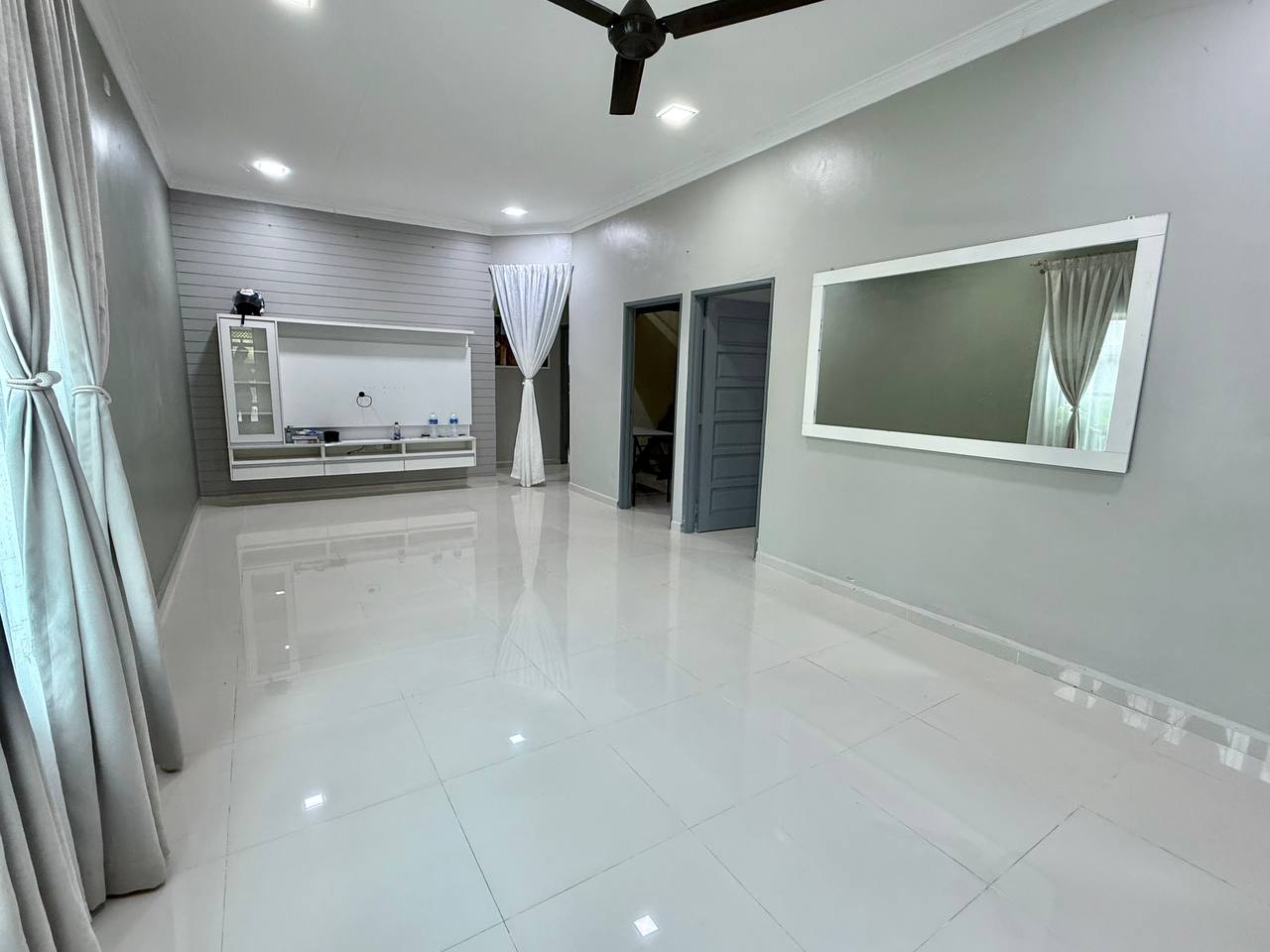 Semi - D Corner Lot di Bukit Kuang