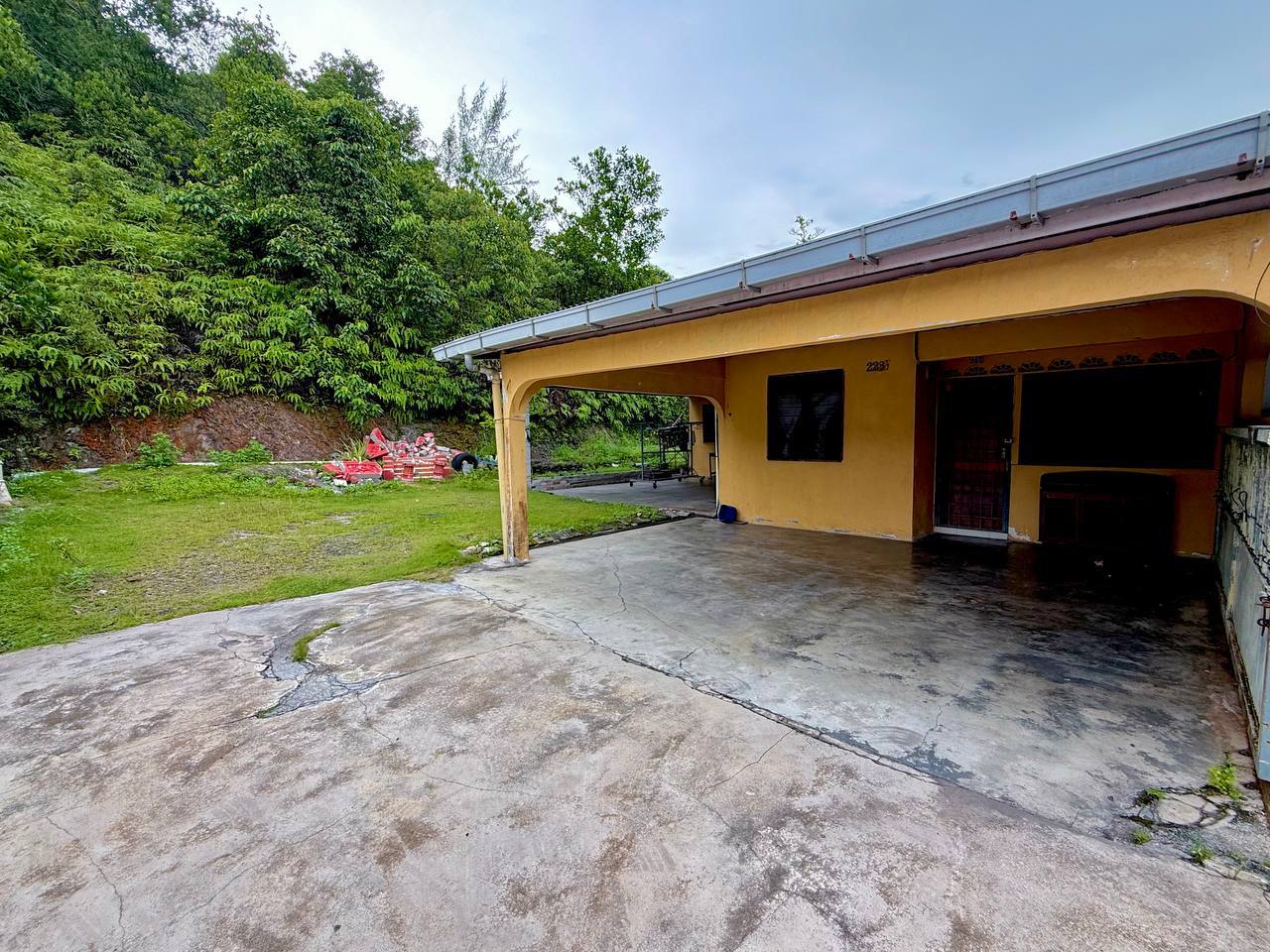 Rumah Teres Corner Lot Bukit Kuang, Chukai