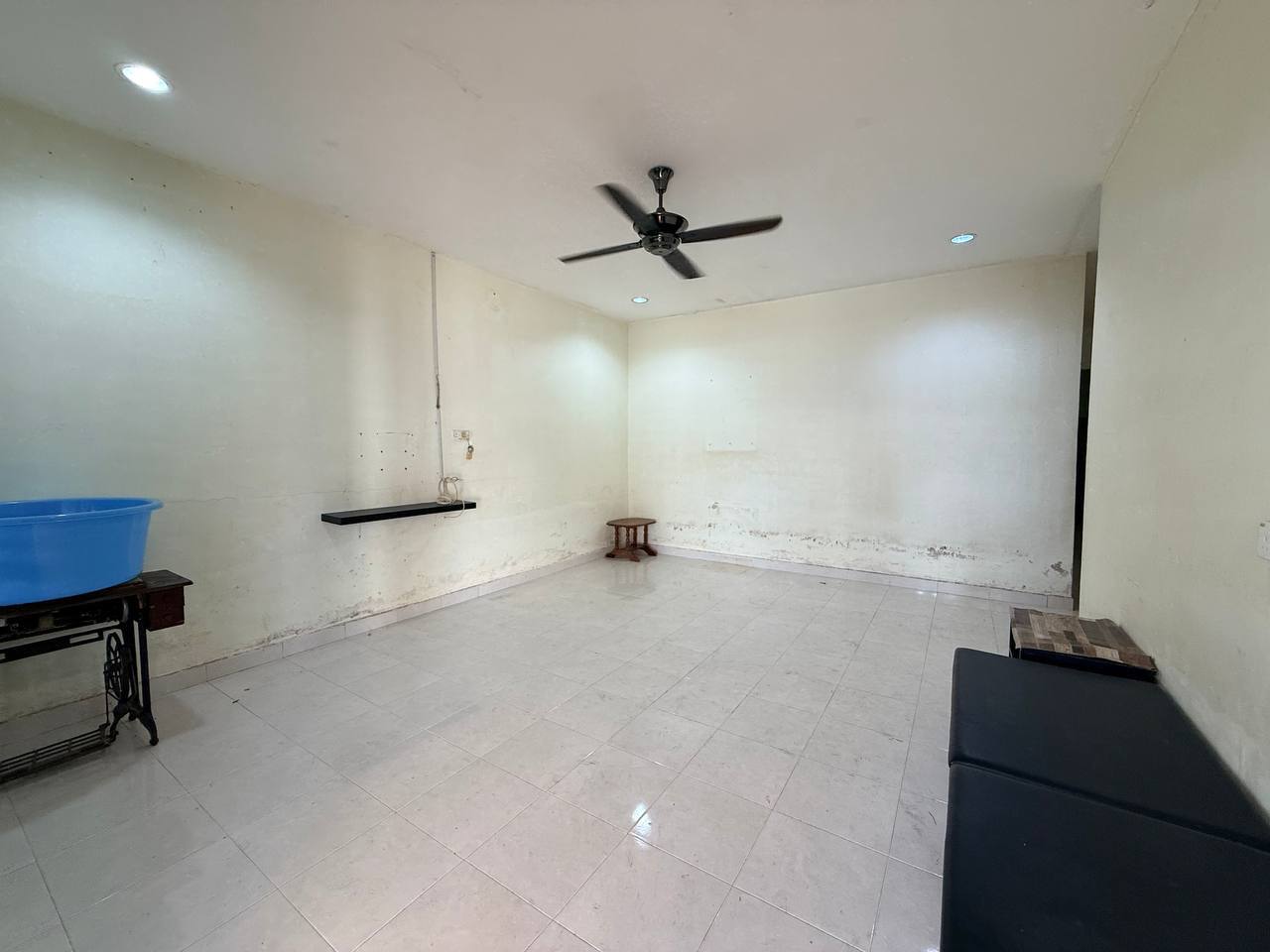 Rumah Semi D Setingkat di Bukit Mentok  - Jalan Alamanda 11