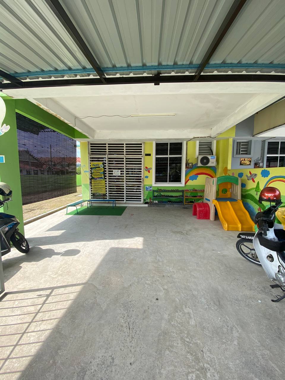 Rumah Teres Setingkat Corner Lot di Banggol Indah, Kemaman