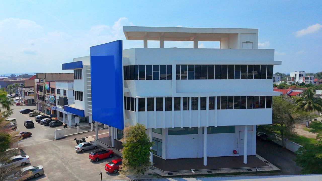 Bangunan Wisma 3 Tingkat di Bandar Chukai, Kemaman