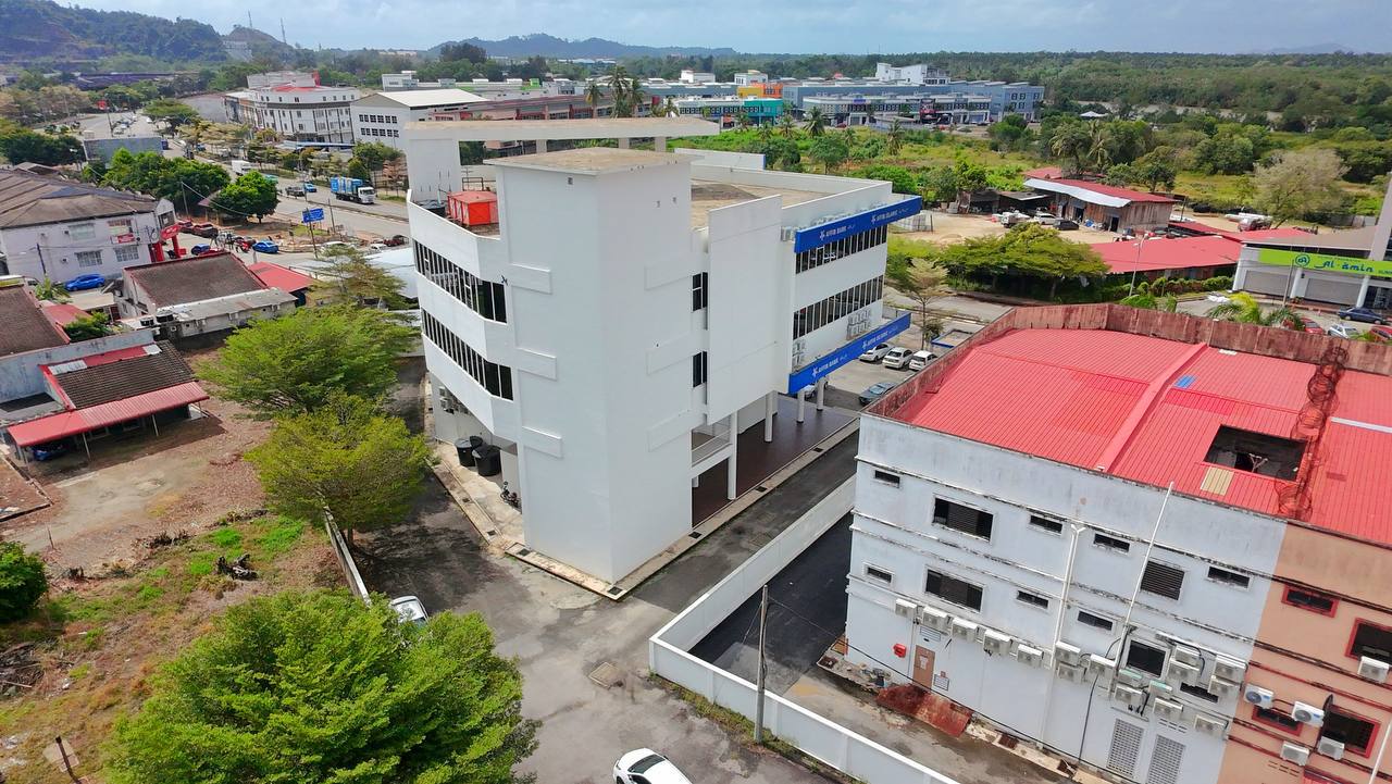 Bangunan Wisma 3 Tingkat di Bandar Chukai, Kemaman