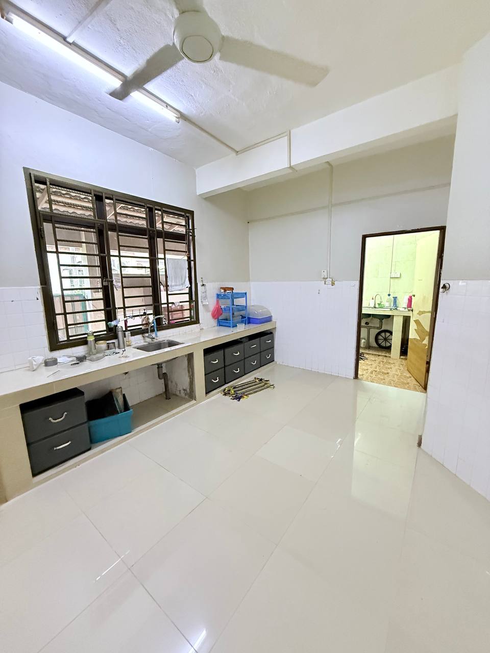 Rumah Teres 2 Tingkat di Taman Perwaja, Kemaman