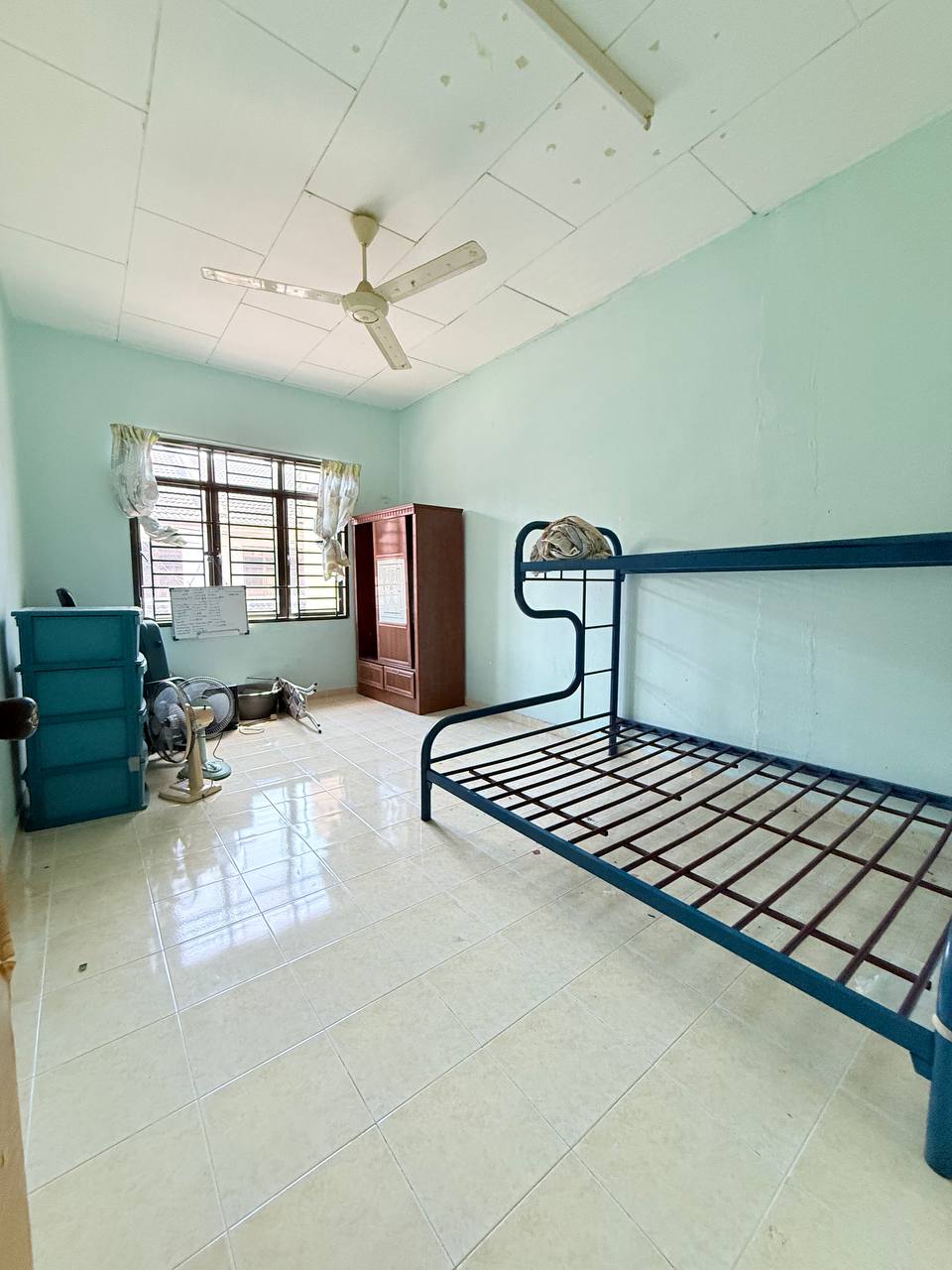 Rumah Teres 2 Tingkat di Taman Perwaja, Kemaman