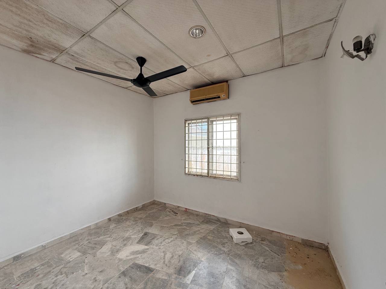 Rumah Semi D Setingkat di Bukit Mentok