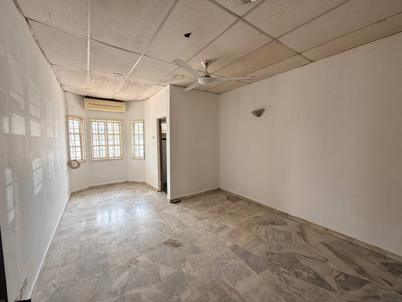 Rumah Semi D Setingkat di Bukit Mentok