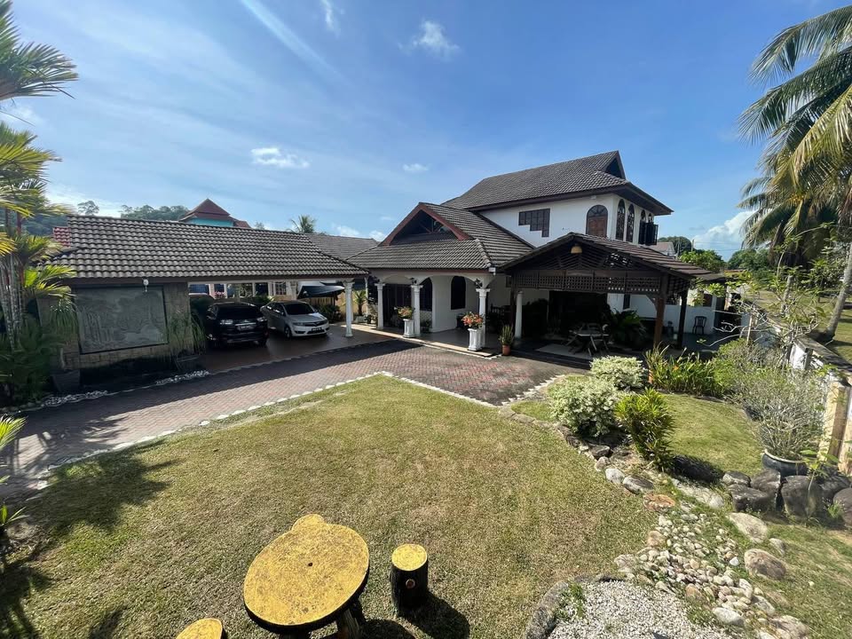 🏡 BANGLO CORNER LOT – TAMAN GELIGA INDAH, KEMAMAN