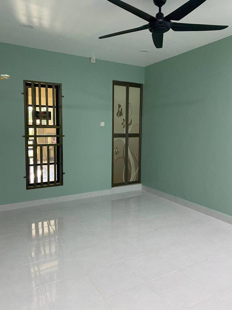 Teres Setingkat Taman Siantan Bukit Mentok, Kemaman